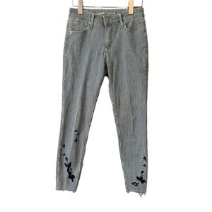 ✨3/$20✨ Old Navy Blue White Striped Mid Rise Rockstar‎ Ankle Raw Hem Jeans. Sz 4